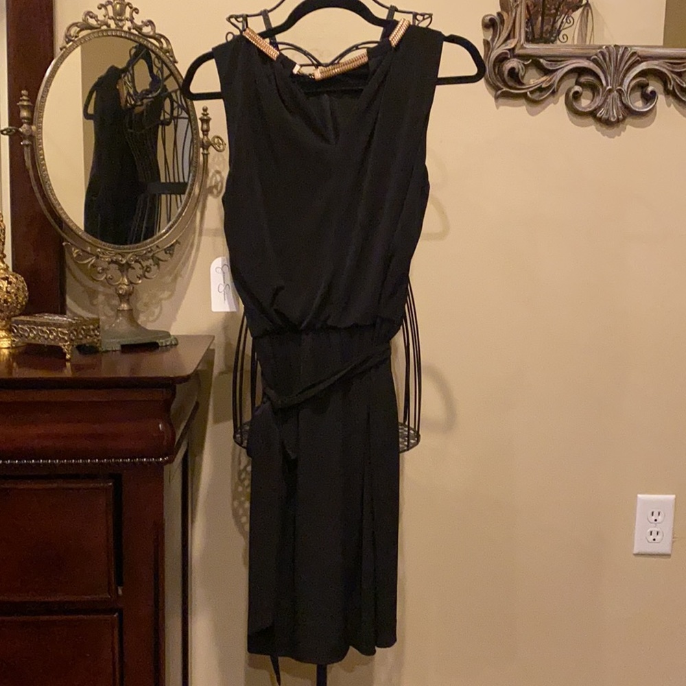 NWT Jessica Simpson black w/gold chain dress - Picture 5 of 6